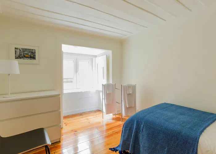 Rua Sao Bento * Lisbon